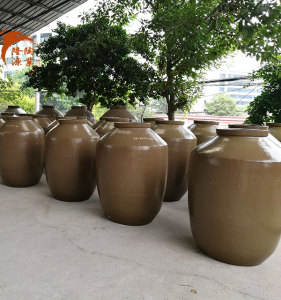 防城港陶瓷储酒缸